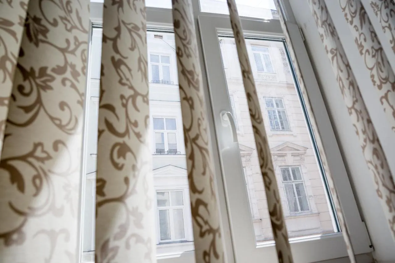 Apartment On Valova Street Λβιβ Ουκρανία